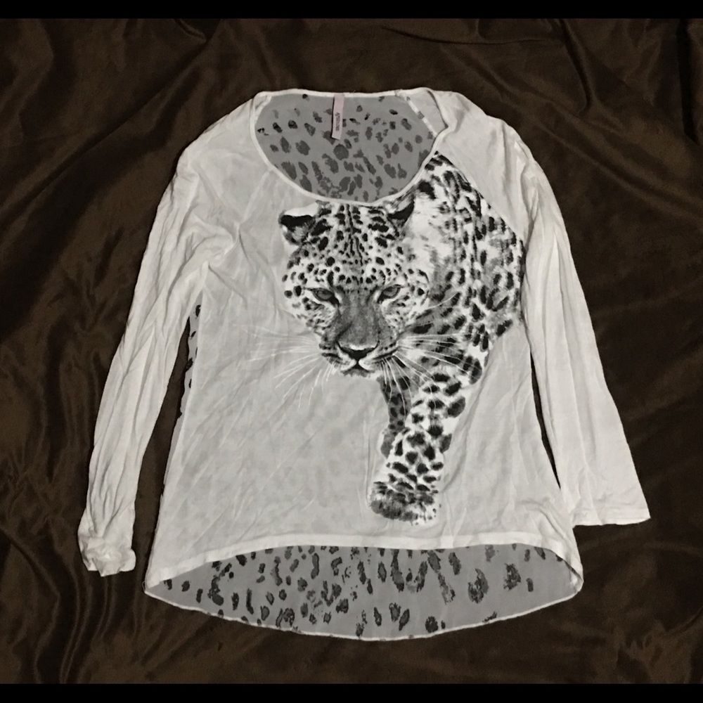 Youth Size Awesome Aran’s Den Snow Leopard Top